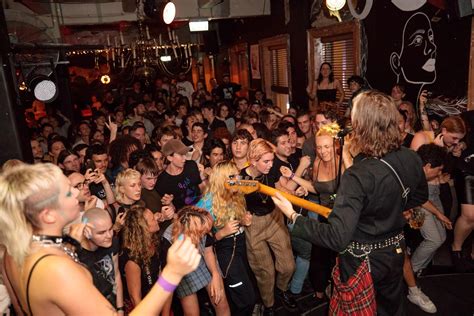lucky club melbourne